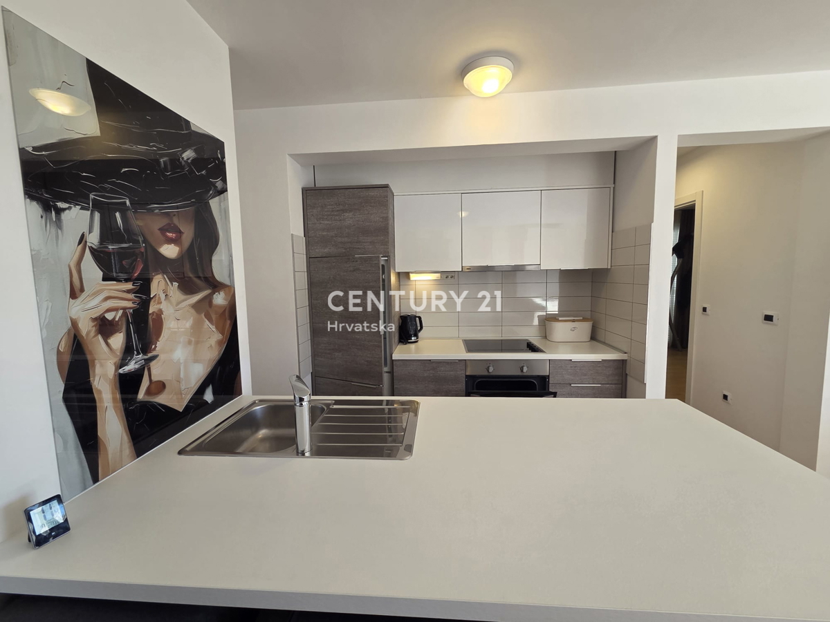 PETRČANE, APPARTAMENTO 2° FILA AL MARE, SUNNYSIDE RESORT, PIANO TERRA, ARREDATO