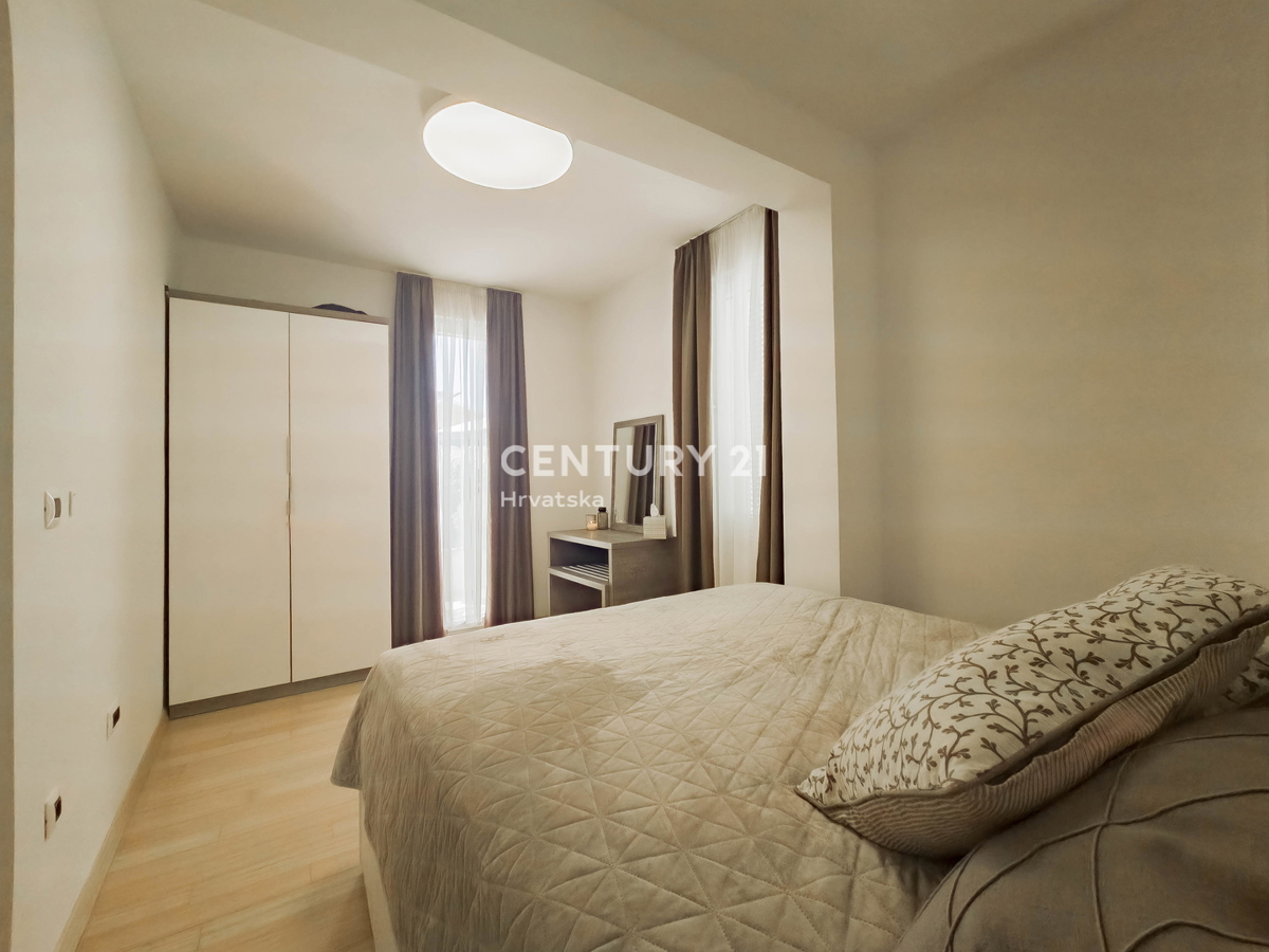 PETRČANE, APPARTAMENTO 2° FILA AL MARE, SUNNYSIDE RESORT, PIANO TERRA, ARREDATO