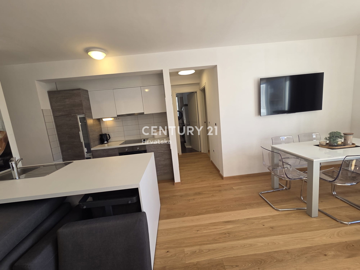 PETRČANE, APPARTAMENTO 2° FILA AL MARE, SUNNYSIDE RESORT, PIANO TERRA, ARREDATO