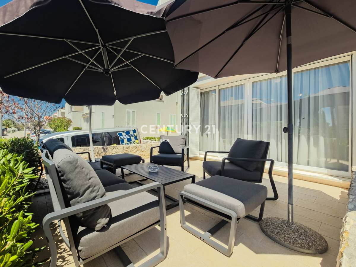 PETRČANE, APPARTAMENTO 2° FILA AL MARE, SUNNYSIDE RESORT, PIANO TERRA, ARREDATO