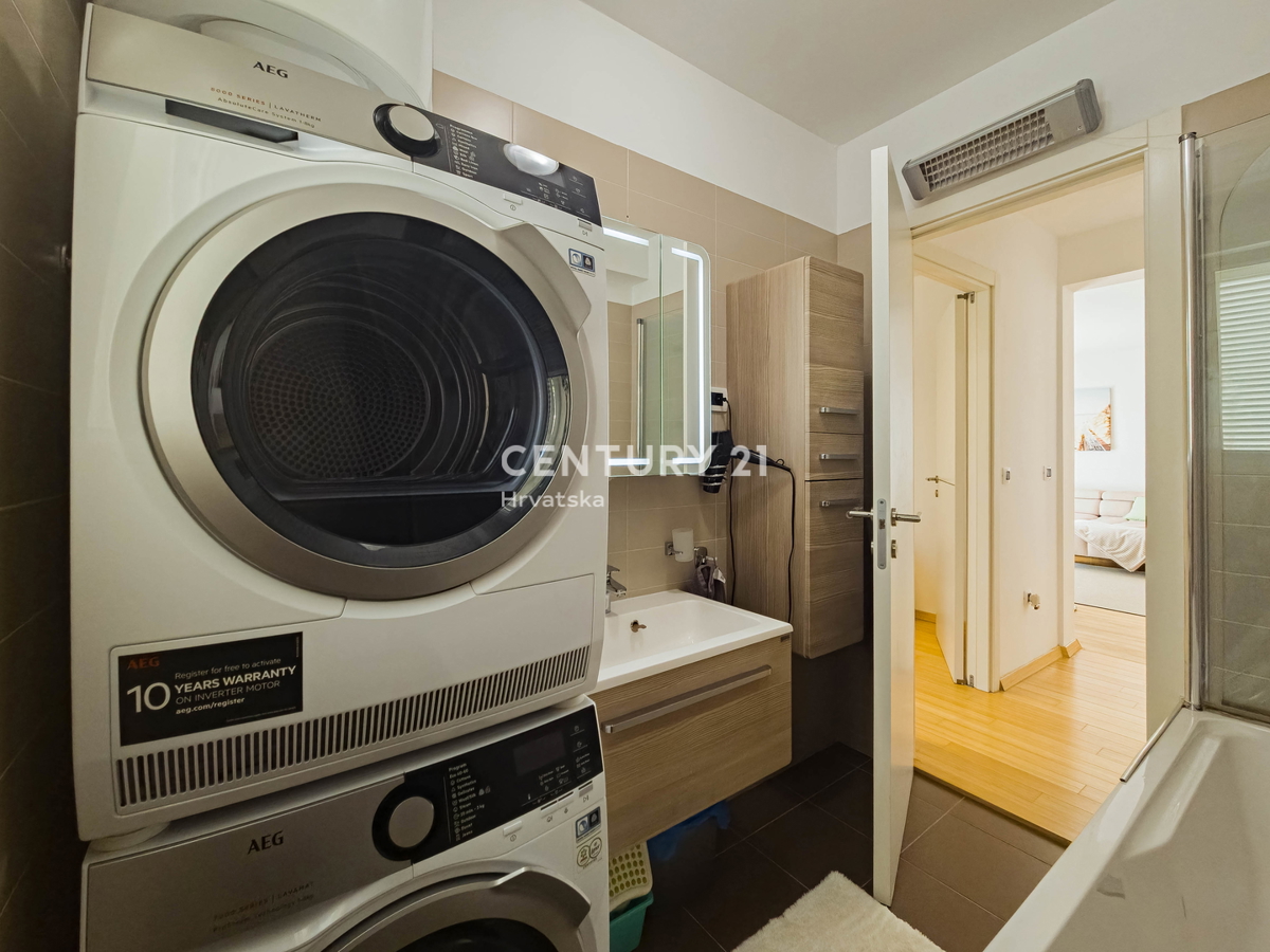 PETRČANE, APPARTAMENTO 2° FILA AL MARE, SUNNYSIDE RESORT, PIANO TERRA, ARREDATO