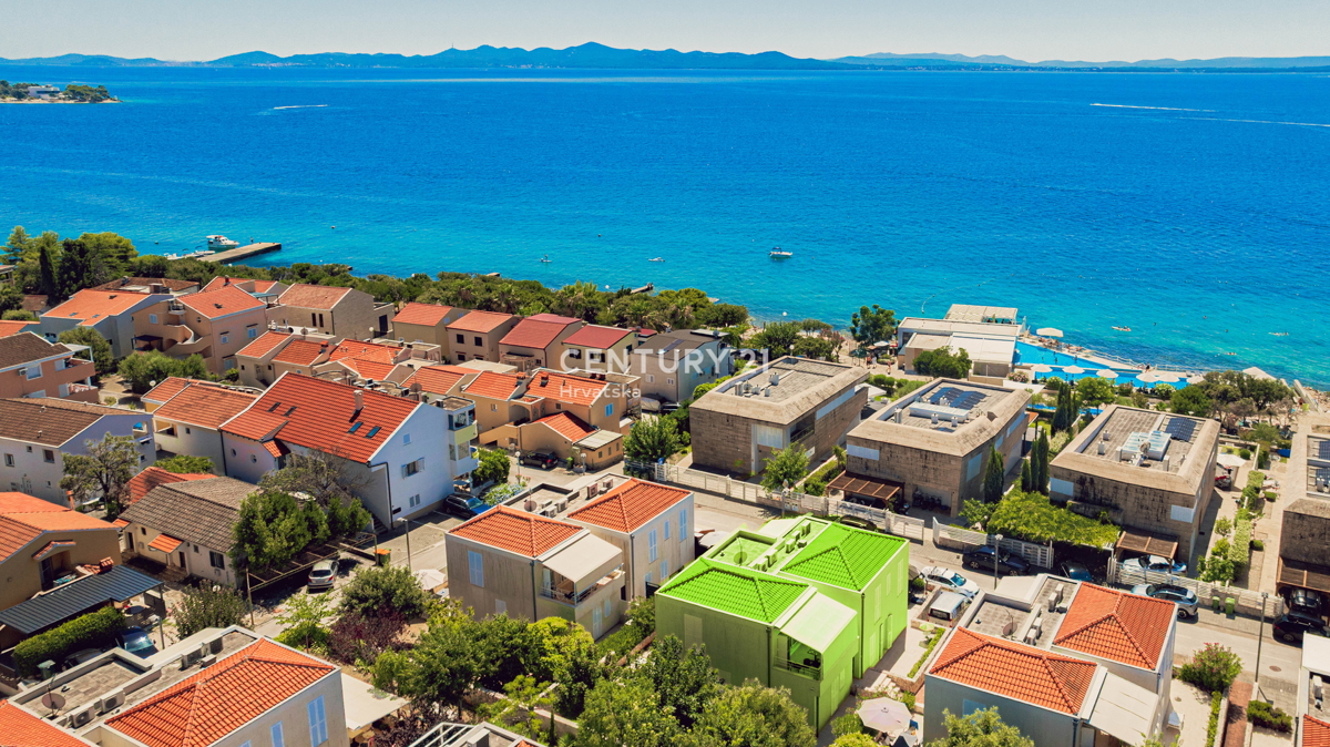 PETRČANE, APPARTAMENTO 2° FILA AL MARE, SUNNYSIDE RESORT, PIANO TERRA, ARREDATO