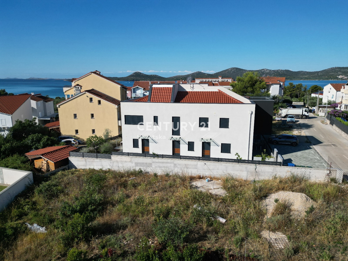 Biograd na Moru - appartamento di lusso con due camere da letto al primo piano