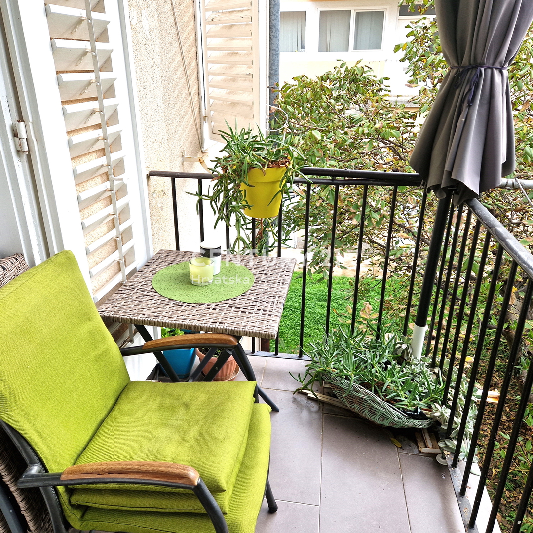 Biograd na Moru - appartamento con due camere nel centro della città, con vista sul mare