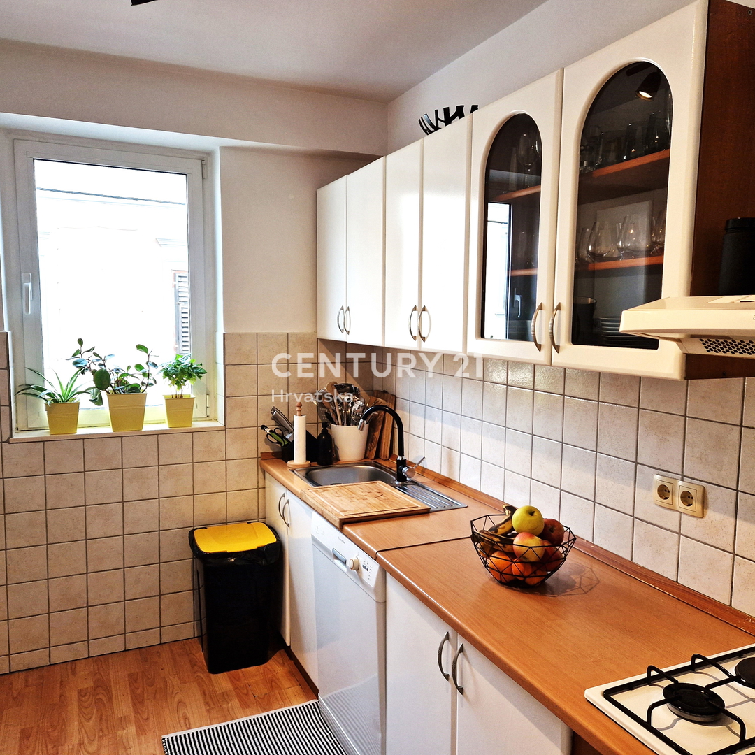 Biograd na Moru - appartamento con due camere nel centro della città, con vista sul mare