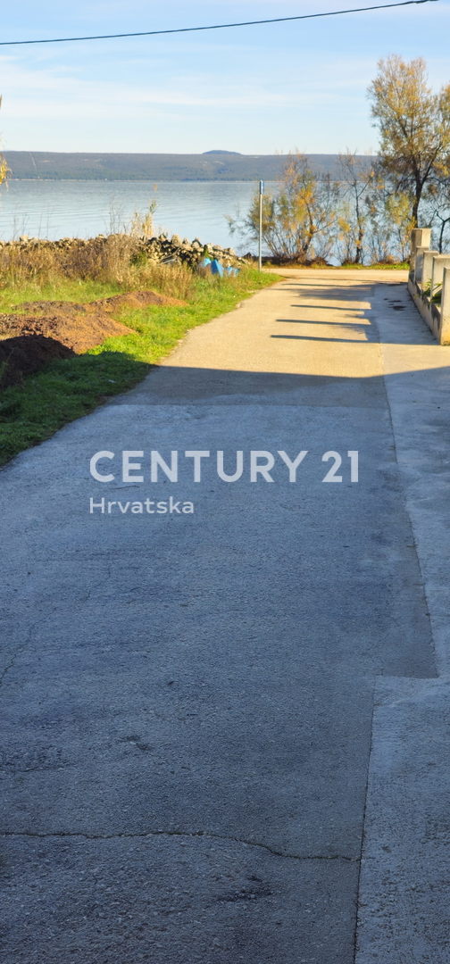 Pašman, Banj, terreno edificabile, prima fila sul mare, superficie 1760 m2