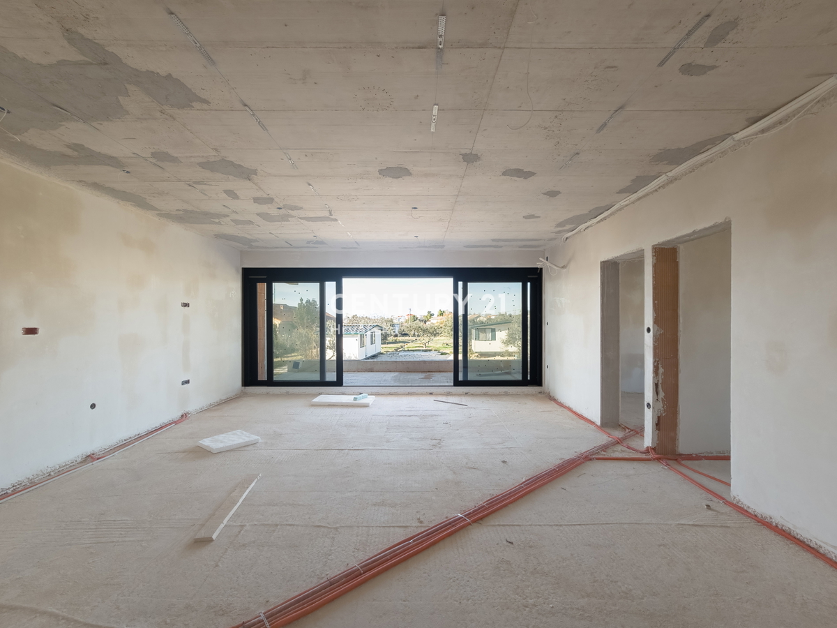 ZADAR, LJUBAČ, LUX. NUOVO. S4= 100,66 m2, 1° piano, 50 M DAL MARE E DALLA SPIAGGIA, VISTA MARE