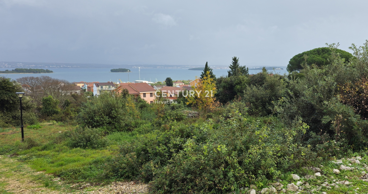 Pašman, Kraj, terreno edificabile con permesso di costruzione per un edificio residenziale con piscina