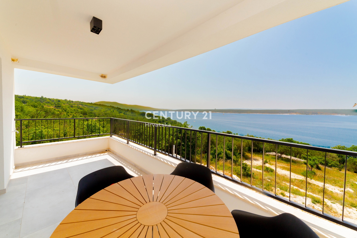 ZADAR, MASLENICA, APPARTAMENTO AL 1° PIANO, SPLENDIDA VISTA SUL MARE, 150 M DAL MARE