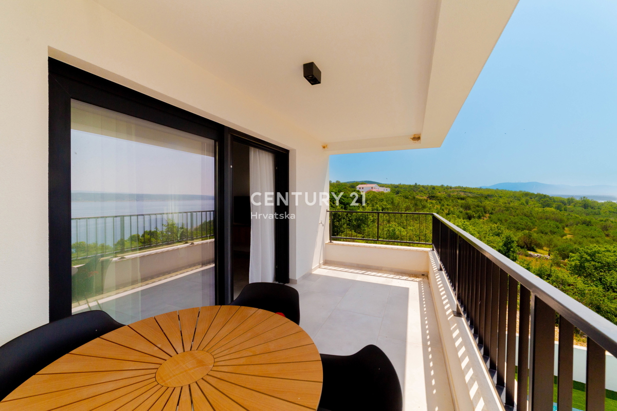 ZADAR, MASLENICA, APPARTAMENTO AL 1° PIANO, SPLENDIDA VISTA SUL MARE, 150 M DAL MARE