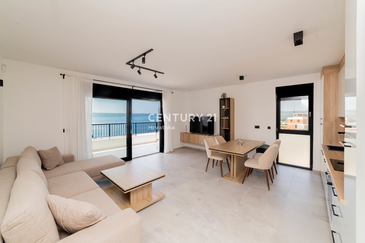 ZADAR, MASLENICA, APPARTAMENTO AL 1° PIANO, SPLENDIDA VISTA SUL MARE, 150 M DAL MARE