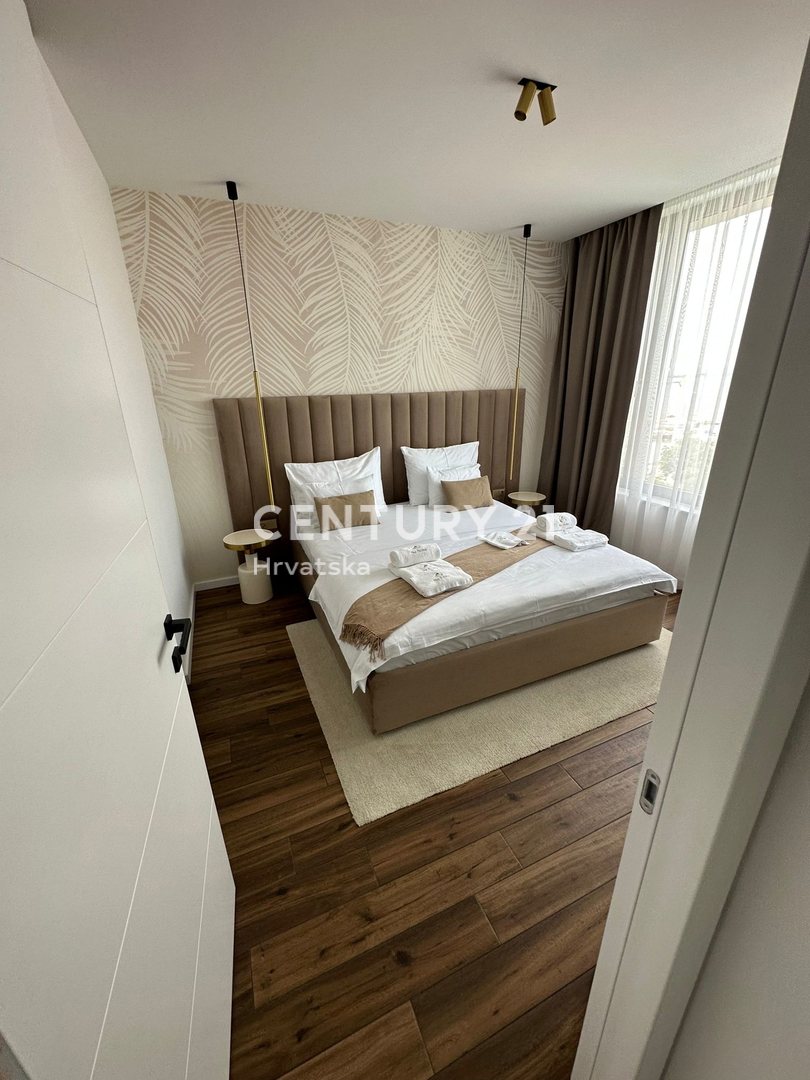 Pašman, Tkon, fronte mare, villa di lusso con piscina, garage e sauna