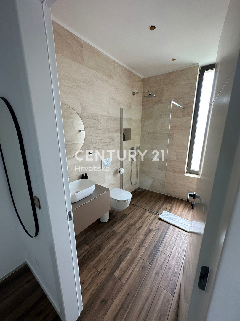 Pašman, Tkon, fronte mare, villa di lusso con piscina, garage e sauna