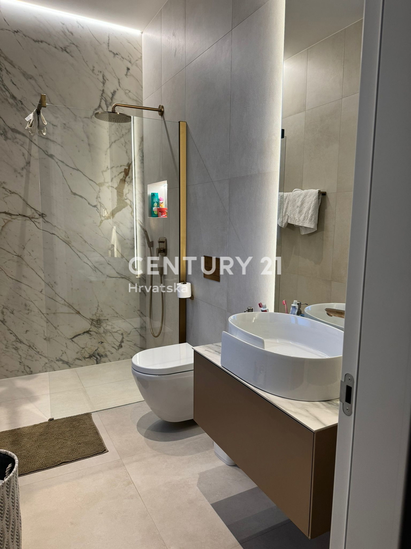 Pašman, Tkon, fronte mare, villa di lusso con piscina, garage e sauna