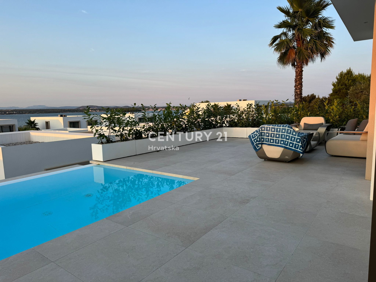 Pašman, Tkon, fronte mare, villa di lusso con piscina, garage e sauna