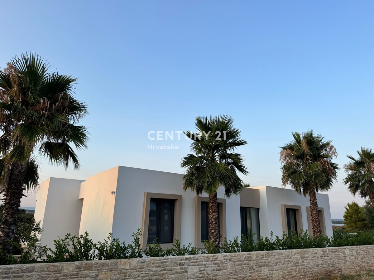 Pašman, Tkon, fronte mare, villa di lusso con piscina, garage e sauna