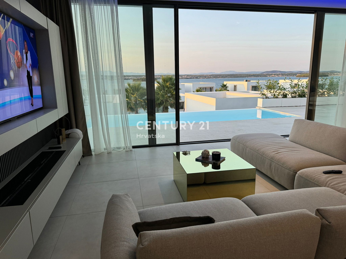 Pašman, Tkon, fronte mare, villa di lusso con piscina, garage e sauna