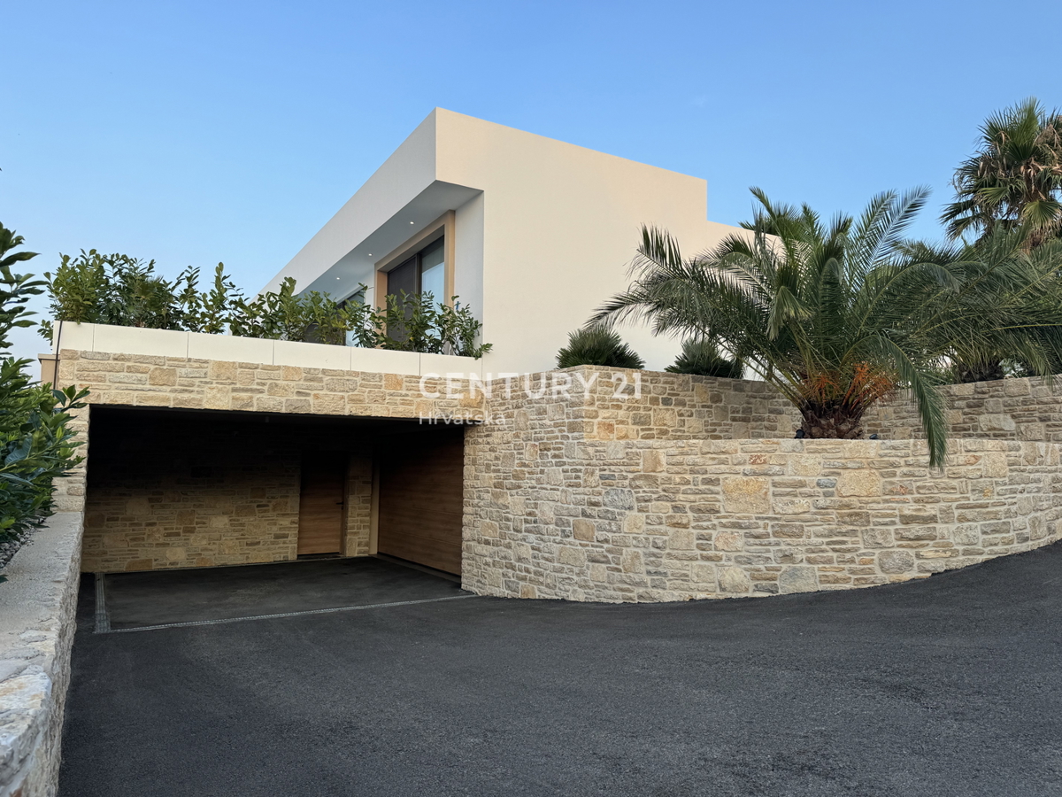 Pašman, Tkon, fronte mare, villa di lusso con piscina, garage e sauna