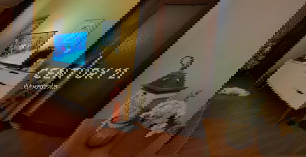 Šibenik - appartamento con due camere con vista mare - centro