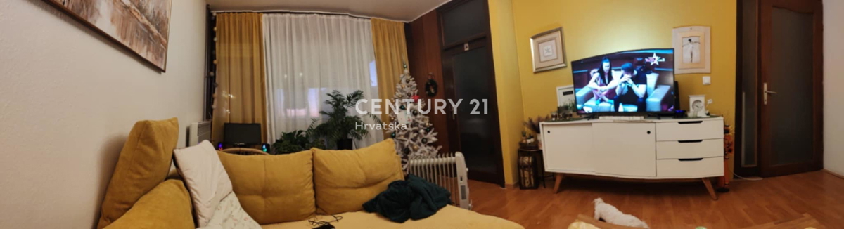 Šibenik - appartamento con due camere con vista mare - centro