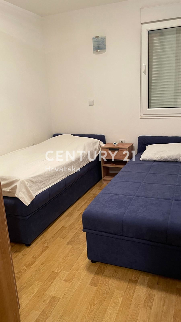 Sveti Filip i Jakov, appartamento di 78 m2 con splendida vista sul mare e sulle isole