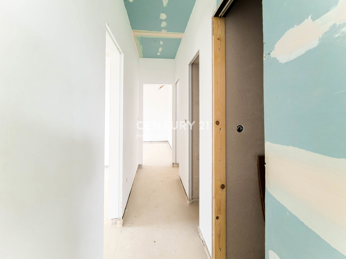 ZADAR, BILI BRIG, NUOVA COSTRUZIONE DI LUSSO, 3,5 VANI-110 m2, PIANO TERRA, GIARDINO