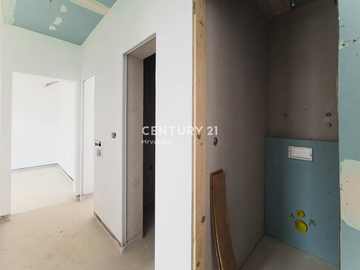 ZADAR, BILI BRIG, NUOVA COSTRUZIONE DI LUSSO, 3,5 VANI-110 m2, PIANO TERRA, GIARDINO