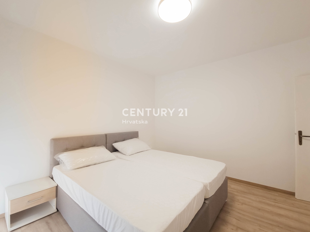 ZADAR, VOŠTARNICA, APPARTAMENTO 2,5 VANI 55,65 M2, 1° PIANO, RISTRUTTURATO, ARREDATO, SUBITO ABITABILE