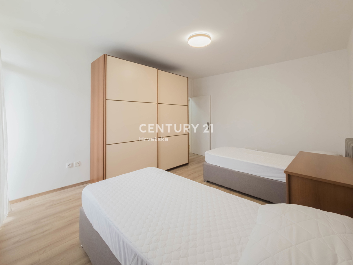 ZADAR, VOŠTARNICA, APPARTAMENTO 2,5 VANI 55,65 M2, 1° PIANO, RISTRUTTURATO, ARREDATO, SUBITO ABITABILE