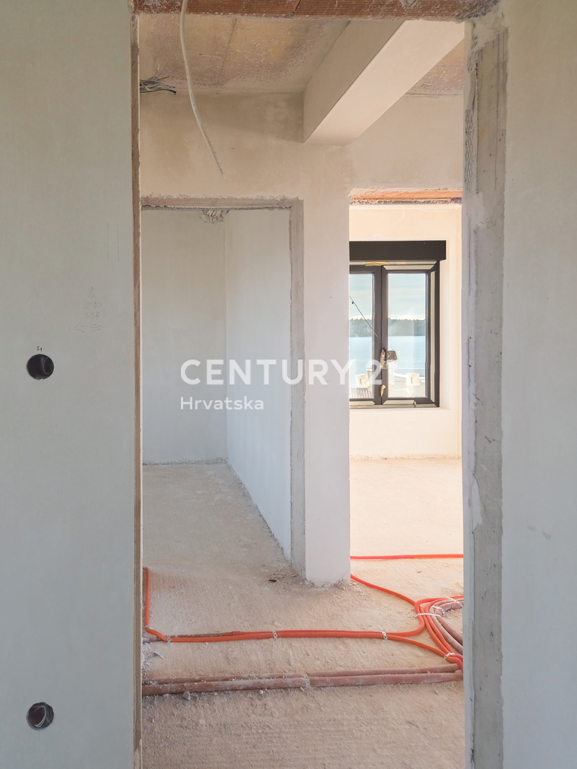 ZADAR, LJUBAČ, LUSSUOSO. NUOVO. S5= 98,80 m2 + terrazza sul tetto 120 m2, 2° piano, 50 m DAL MARE E DALLA SPIAGGIA, VISTA MARE