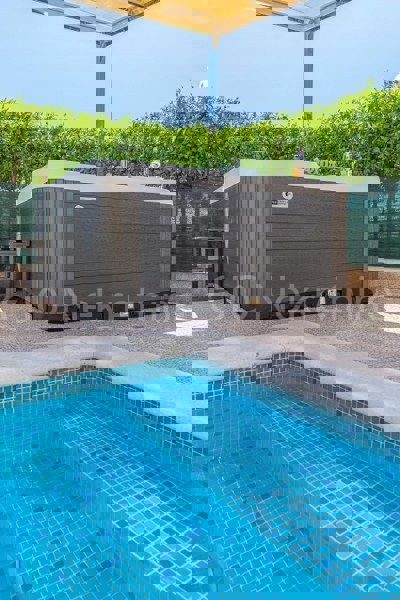 Kaštel Lukšić, casa indipendente di lusso con piscina, in vendita