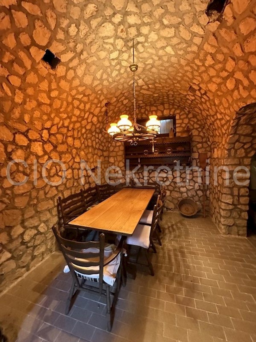 Razanj, Casa indipendente, vendita