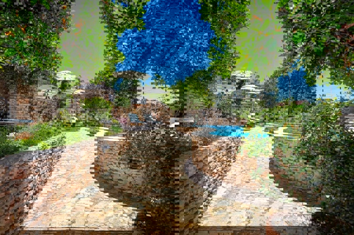 Brač, Milna, casa di lusso con piscina vicino al mare, in vendita