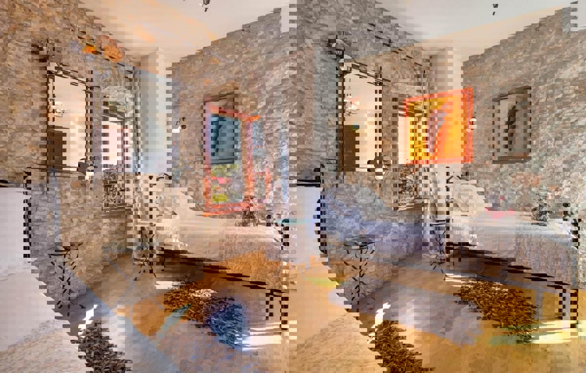 Brač, Milna, casa di lusso con piscina vicino al mare, in vendita