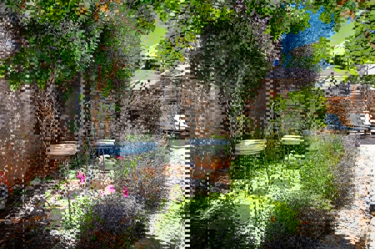 Brač, Milna, casa di lusso con piscina vicino al mare, in vendita