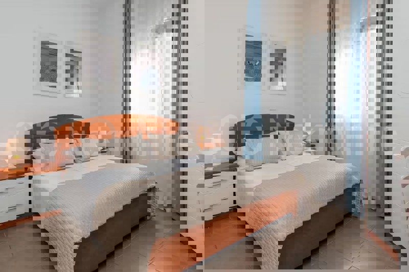 Brač, Bol, Palazzina, in vendita