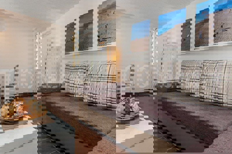 Brač, Bol, Palazzina, in vendita