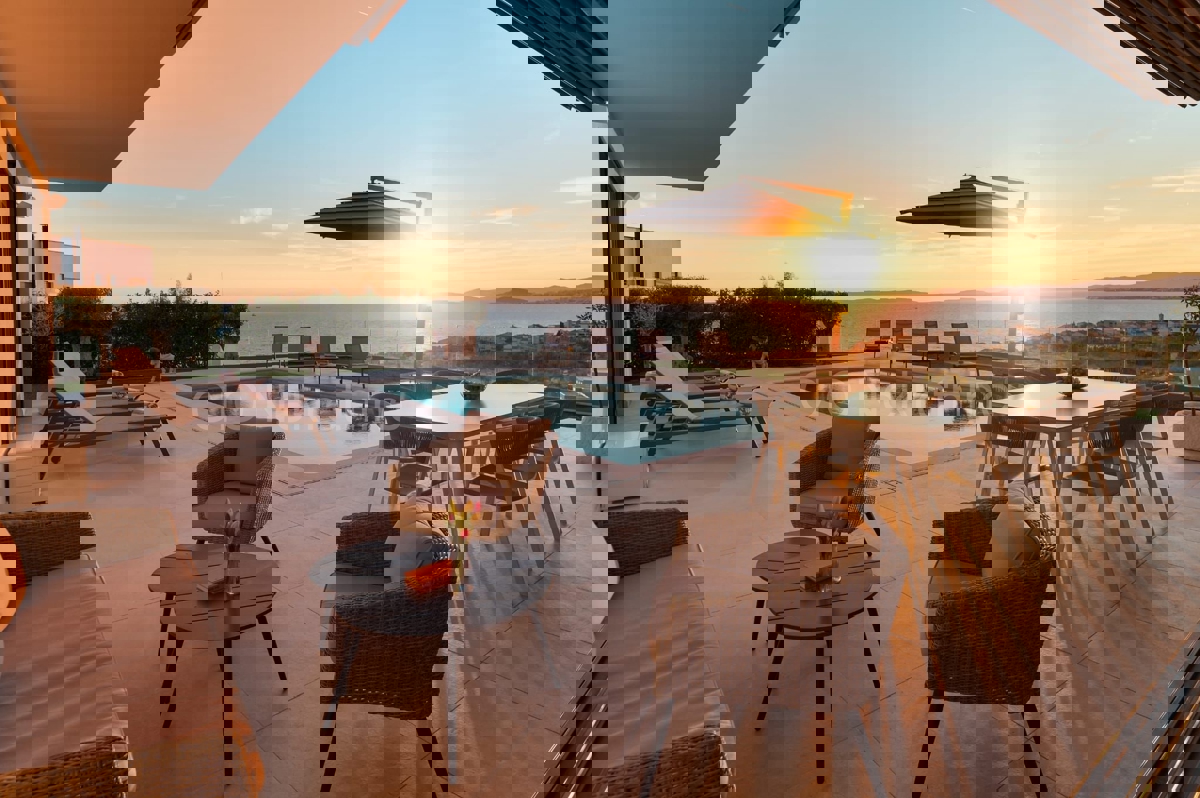 Esclusiva villa di lusso con vista panoramica, Podstrana, in vendita