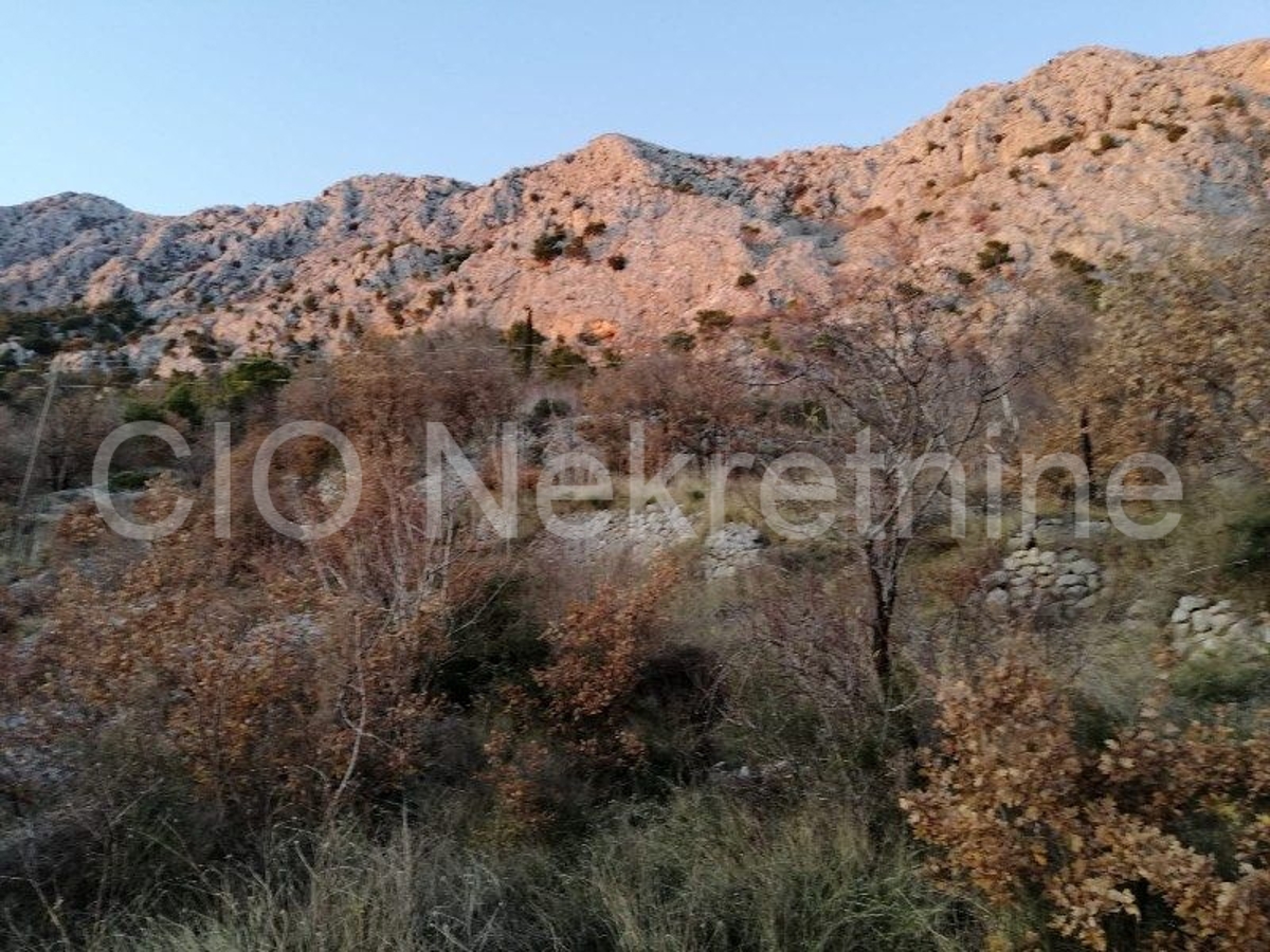 Omiš, Lokva Rogoznica, Terreno edificabile in vendita