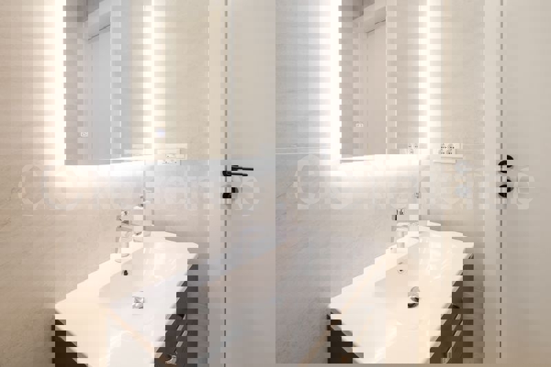Spalato, Žnjan, attico arredato con due camere da letto, garage e ampio ripostiglio
