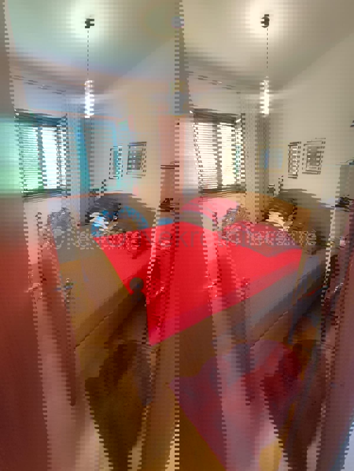 TROGIR, CASA CON TRE UNITÀ RESIDENZIALI, VISTA MARE, IN VENDITA