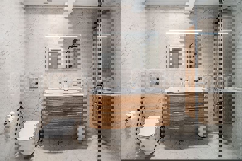 Podstrana-Strožanac, appartamento di lusso con giardino e parcheggio