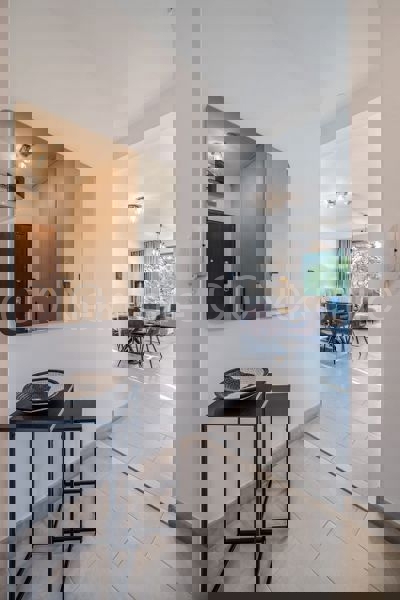 Podstrana-Strožanac, appartamento di lusso con giardino e parcheggio