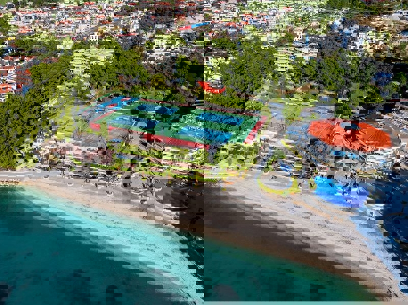 Podstrana-Strožanac, appartamento di lusso con giardino e parcheggio