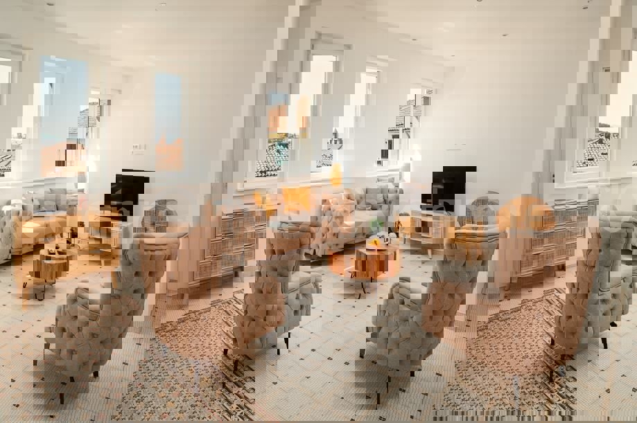 Spalato, Bačvice, lussuoso appartamento con tre camere da letto, 105 m2, in vendita