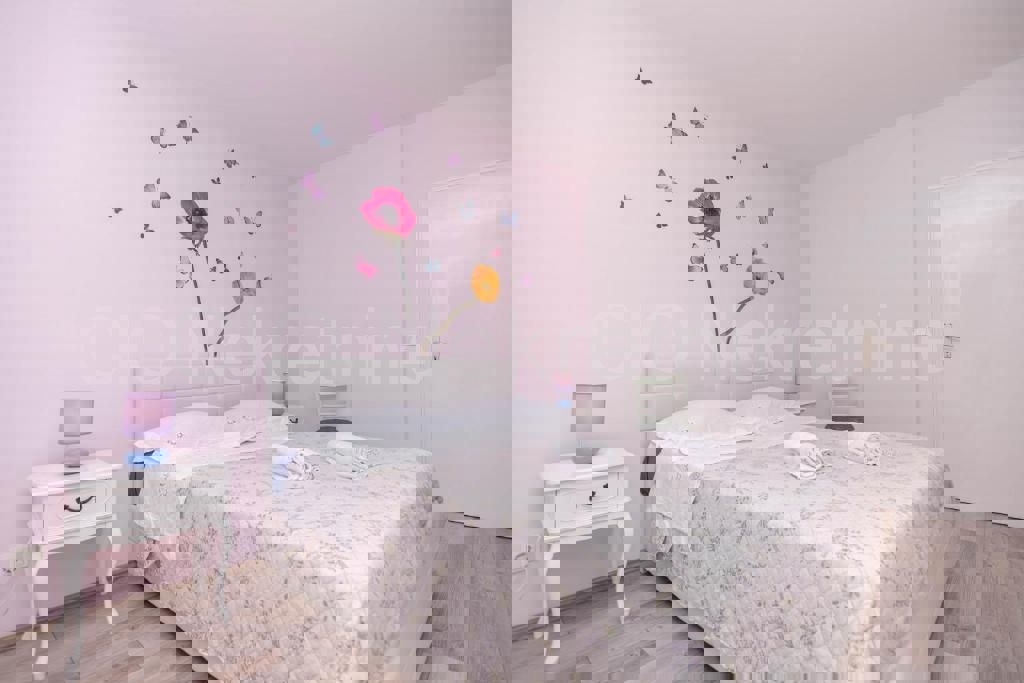 Appartamento arredato con due camere da letto, primo piano, in vendita a Split, Sukoišan.