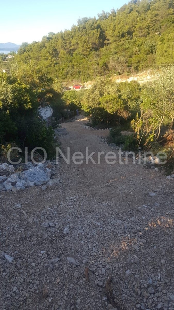 Solta, Krušica, terreno edificabile 514 m2, in vendita