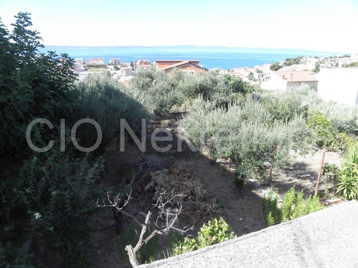 Podstrana, casa indipendente con giardino, in vendita