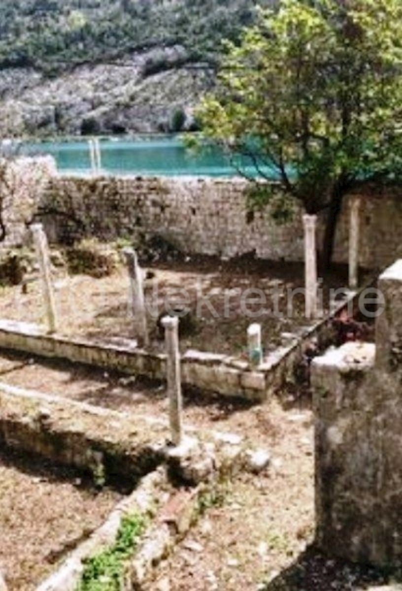 Dubrovnik, Obuljeno, casa estiva 1a fila al mare, in vendita