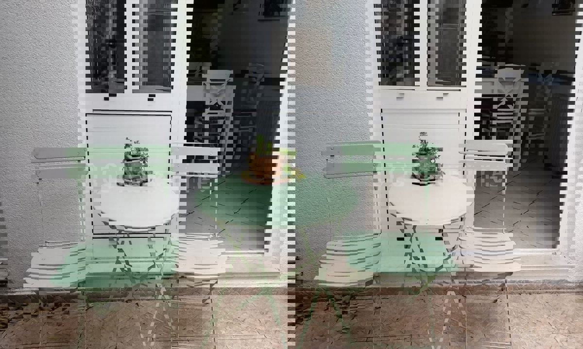 Spalato, centro, piccola casa 50 m2